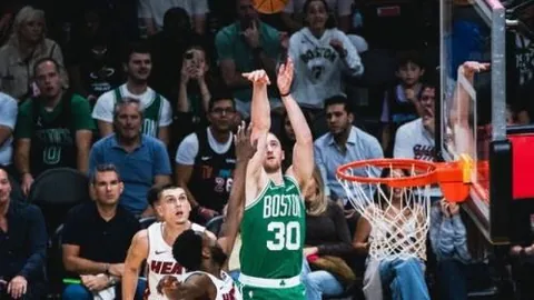 多特蒙德和RB莱比锡瞄准巴黎新星O-卡马拉